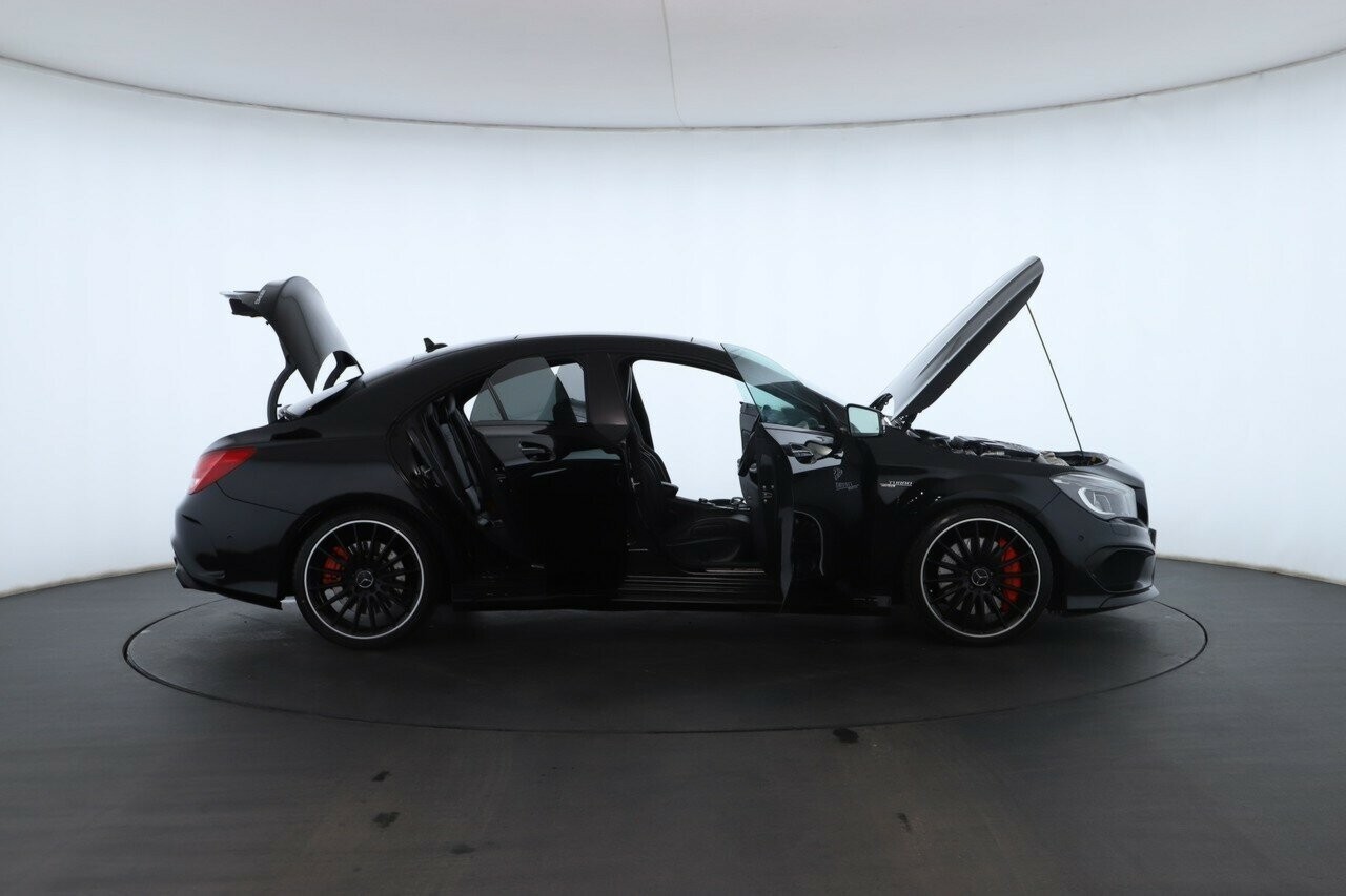 Mercedes Benz Cla-class image 2