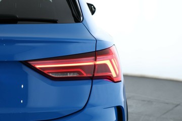 https://vehicle-cdn.autoleague.cloud/31025_61038588_15.jpg