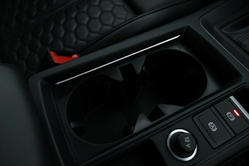 https://vehicle-cdn.autoleague.cloud/31025_61038588_29.jpg