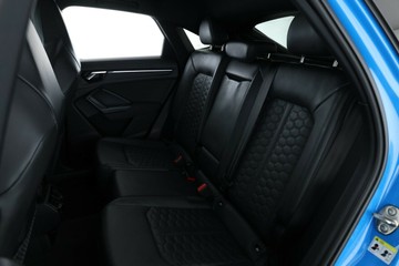 https://vehicle-cdn.autoleague.cloud/31025_61038588_33.jpg