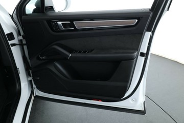 https://vehicle-cdn.autoleague.cloud/31025_61038624_19.jpg