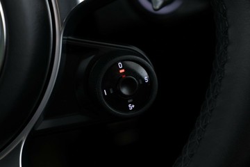 https://vehicle-cdn.autoleague.cloud/31025_61038624_32.jpg