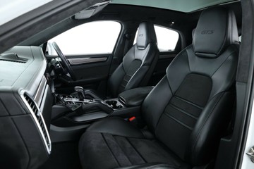https://vehicle-cdn.autoleague.cloud/31025_61038624_33.jpg
