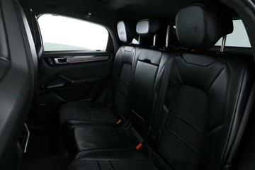 https://vehicle-cdn.autoleague.cloud/31025_61038624_35.jpg
