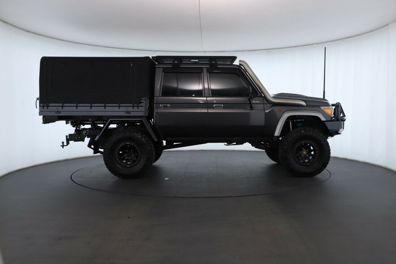 Toyota Landcruiser image 3