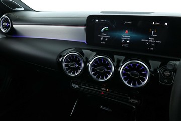 https://vehicle-cdn.autoleague.cloud/31025_61038626_25.jpg