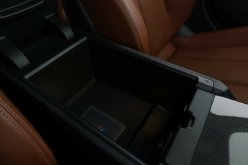 https://vehicle-cdn.autoleague.cloud/31025_61038645_33.jpg