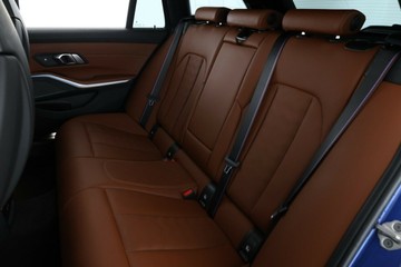 https://vehicle-cdn.autoleague.cloud/31025_61038645_36.jpg