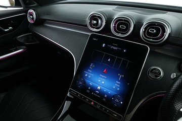 https://vehicle-cdn.autoleague.cloud/31025_61038659_24.jpg