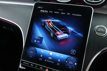 https://vehicle-cdn.autoleague.cloud/31025_61038659_27.jpg