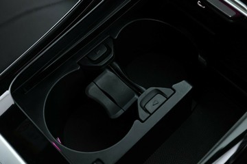 https://vehicle-cdn.autoleague.cloud/31025_61038659_30.jpg