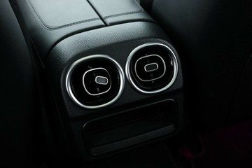 https://vehicle-cdn.autoleague.cloud/31025_61038659_38.jpg