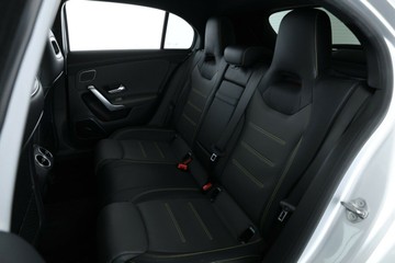 https://vehicle-cdn.autoleague.cloud/31025_61038680_33.jpg