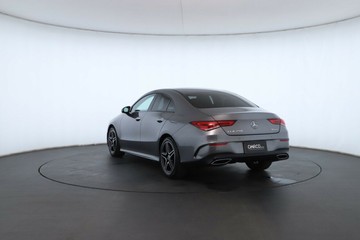 https://vehicle-cdn.autoleague.cloud/31025_61038764_12.jpg