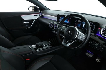 https://vehicle-cdn.autoleague.cloud/31025_61038764_19.jpg
