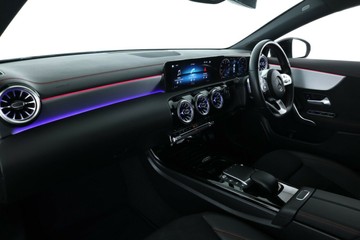 https://vehicle-cdn.autoleague.cloud/31025_61038764_32.jpg