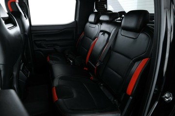 https://vehicle-cdn.autoleague.cloud/31025_61038801_34.jpg