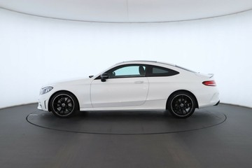 https://vehicle-cdn.autoleague.cloud/31025_61038826_12.jpg
