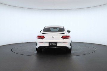 https://vehicle-cdn.autoleague.cloud/31025_61038826_14.jpg