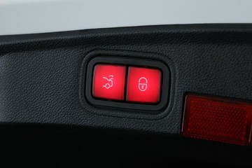 https://vehicle-cdn.autoleague.cloud/31025_61038826_17.jpg