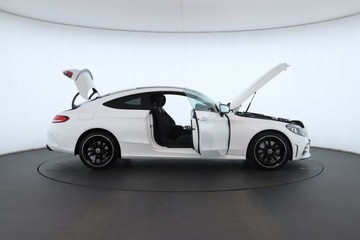 https://vehicle-cdn.autoleague.cloud/31025_61038826_2.jpg