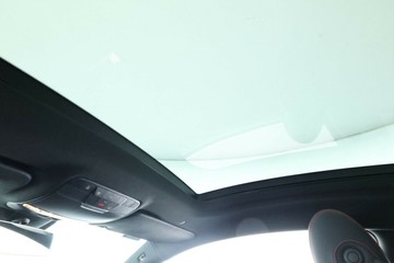 https://vehicle-cdn.autoleague.cloud/31025_61038826_37.jpg