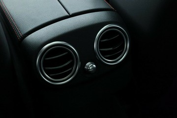 https://vehicle-cdn.autoleague.cloud/31025_61038826_38.jpg