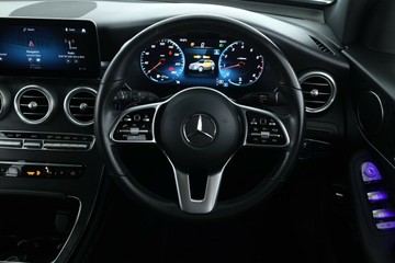 https://vehicle-cdn.autoleague.cloud/31025_61038888_22.jpg