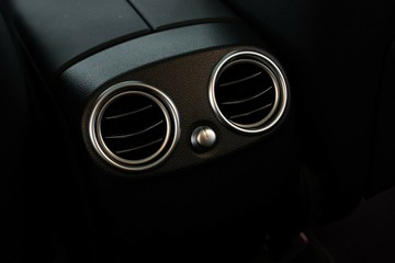 https://vehicle-cdn.autoleague.cloud/31025_61038888_37.jpg