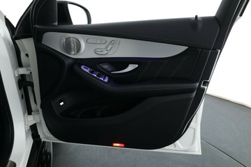 https://vehicle-cdn.autoleague.cloud/31025_61038979_20.jpg