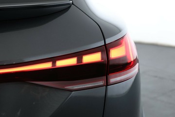 https://vehicle-cdn.autoleague.cloud/31025_61038981_17.jpg