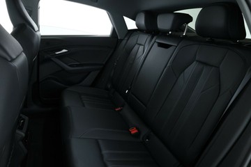 https://vehicle-cdn.autoleague.cloud/31025_61038981_35.jpg
