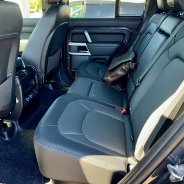 https://vehicle-cdn.autoleague.cloud/31025_61039065_11.jpg