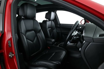 https://vehicle-cdn.autoleague.cloud/31025_61039069_19.jpg