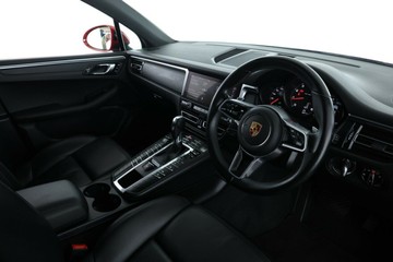 https://vehicle-cdn.autoleague.cloud/31025_61039069_20.jpg