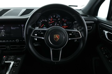 https://vehicle-cdn.autoleague.cloud/31025_61039069_21.jpg
