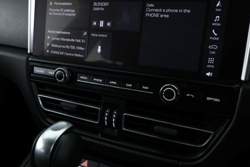 https://vehicle-cdn.autoleague.cloud/31025_61039069_26.jpg