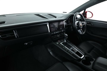 https://vehicle-cdn.autoleague.cloud/31025_61039069_33.jpg