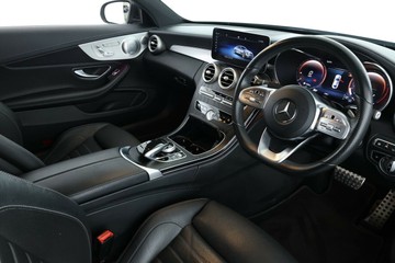 https://vehicle-cdn.autoleague.cloud/31025_61039145_20.jpg