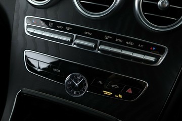 https://vehicle-cdn.autoleague.cloud/31025_61039145_27.jpg