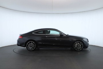 https://vehicle-cdn.autoleague.cloud/31025_61039145_3.jpg
