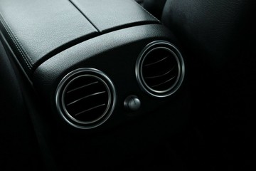 https://vehicle-cdn.autoleague.cloud/31025_61039145_37.jpg