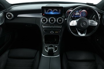 https://vehicle-cdn.autoleague.cloud/31025_61039145_38.jpg