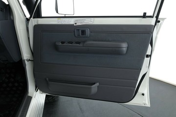 https://vehicle-cdn.autoleague.cloud/31025_61039195_19.jpg