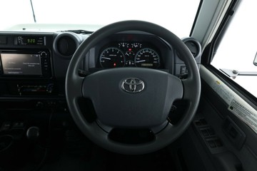 https://vehicle-cdn.autoleague.cloud/31025_61039195_22.jpg