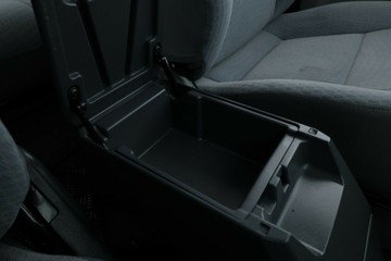 https://vehicle-cdn.autoleague.cloud/31025_61039195_30.jpg
