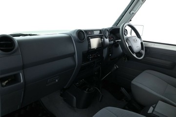 https://vehicle-cdn.autoleague.cloud/31025_61039195_32.jpg