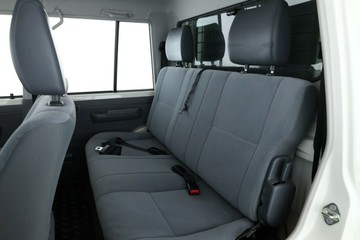 https://vehicle-cdn.autoleague.cloud/31025_61039195_33.jpg