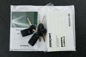 https://vehicle-cdn.autoleague.cloud/31025_61039195_35.jpg