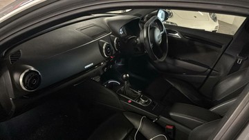 https://vehicle-cdn.autoleague.cloud/31025_61039206_10.jpg
